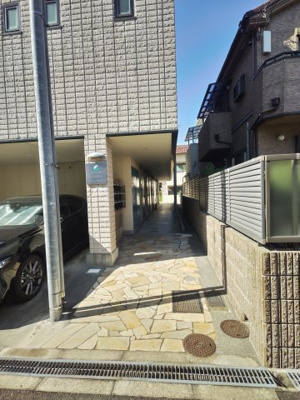【エントランス】 | アメニティサンライズ | 建物の内部です