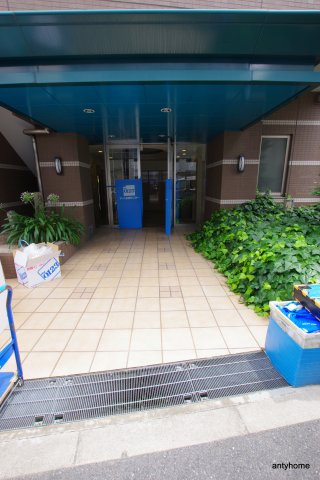ソルレヴェンテ梅田　仲介手数料無料のエントランス