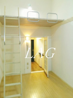 【居間・リビング】 | 要町ホワイトコート | 洋室のお部屋です。
