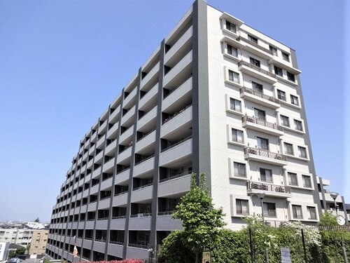 ライオンズヒルズ上池台の外観|平成１６年築の大規模マンション、ライオンズヒルズ上池台は即日現地案内可能となっておりますので、お気軽にお問い合わせください！