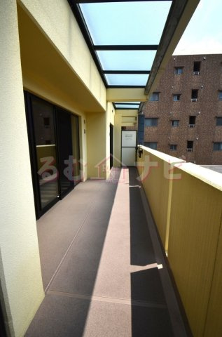福岡市南区高宮２丁目の賃貸マンションのバルコニー