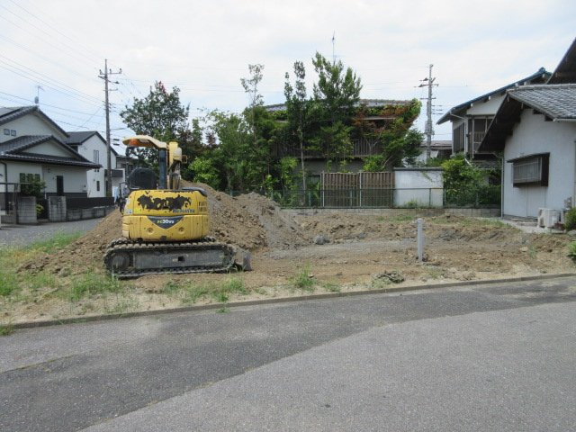 【仲介手数料無料】新築戸建　嵐山町志賀1-28（全1棟）の前面道路含む現地写真