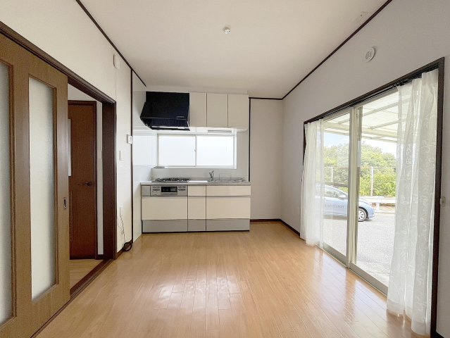 向洋新町戸建ての居間・リビング