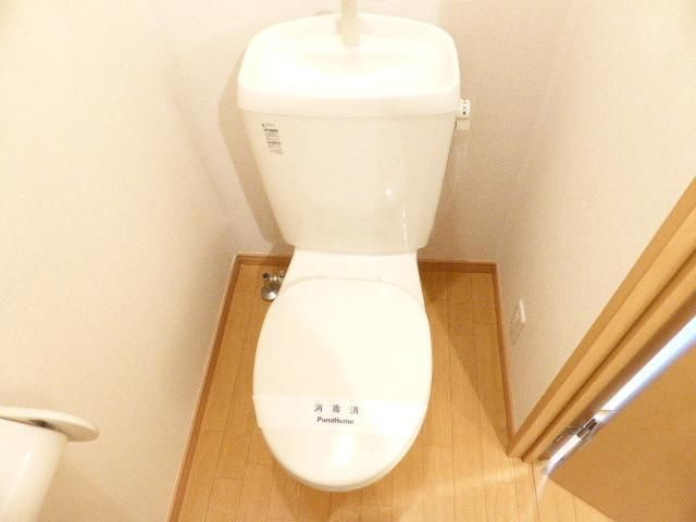 【トイレ】 | エルメゾンテレーノ