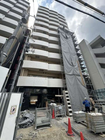 セレニテ新大阪エクラの外観