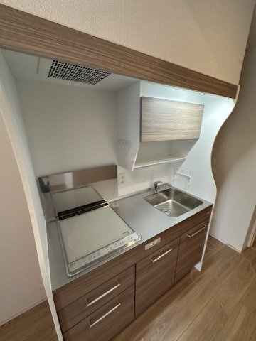 セレニテ新大阪エクラのキッチン