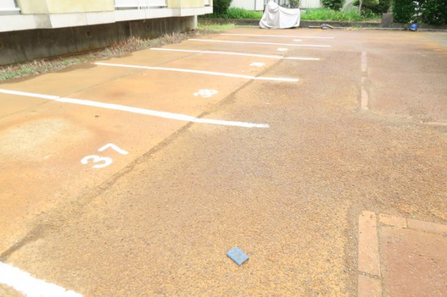 エイペックスⅡの駐車場