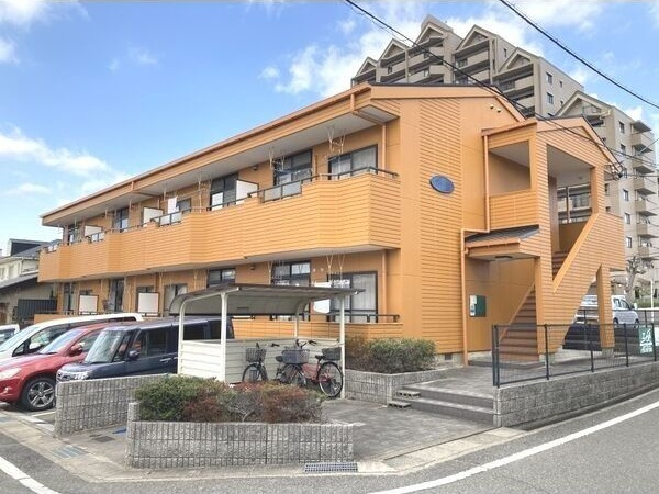 ブラウンハウス