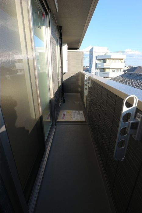 CASA　DOSのバルコニー|お洗濯にも便利なバルコニー付き