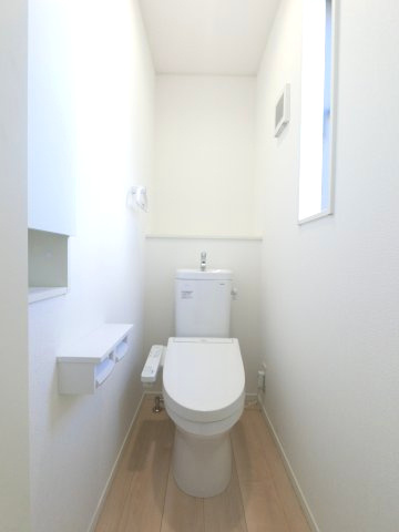 小城市小城町第6　1号棟の内観：施工例|トイレ