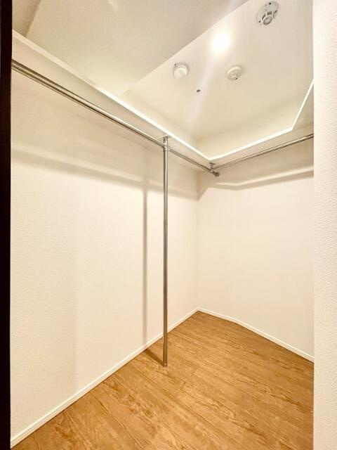 ベルシード品川西大井の収納|ウォークインクローゼット