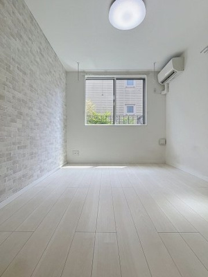 【居間・リビング】 | デューベ経堂 | ★南向きで陽当り良好のお部屋です★