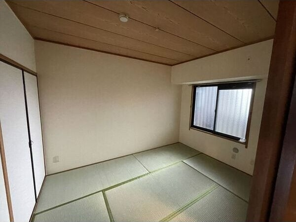 グランメール香久山の和室