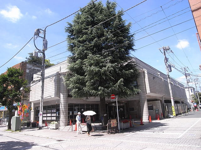 世田谷区立尾山台図書館まで412m