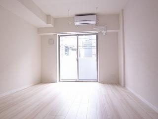 ラフィスタ尾久駅前の居間・リビング