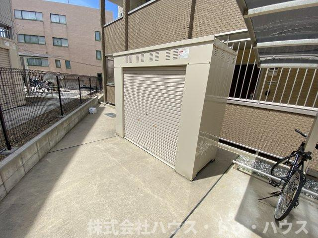 アドラブールのその他
