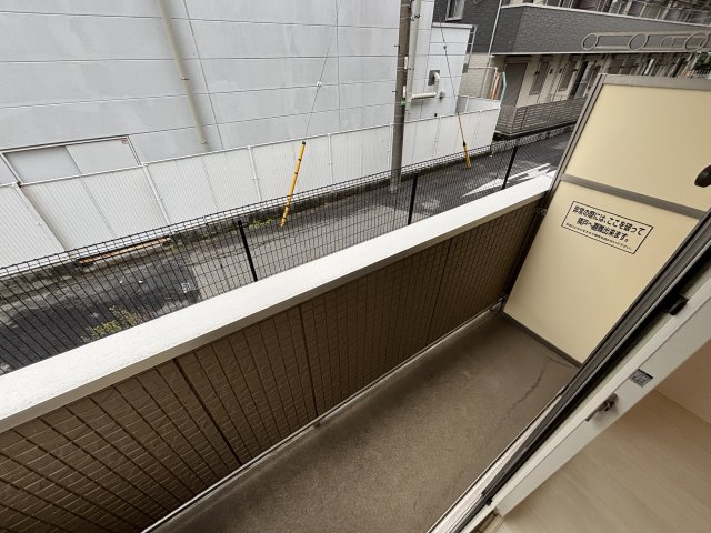 アドラブールのバルコニー