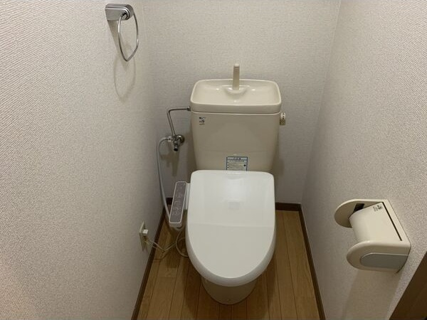 ニューパレス上ノ山のトイレ