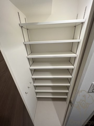 プライムアーバン南森町の玄関