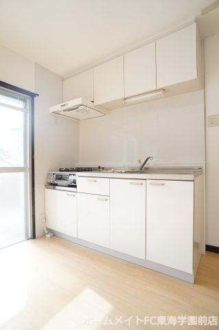 熊本市東区渡鹿８丁目の賃貸マンションのキッチン