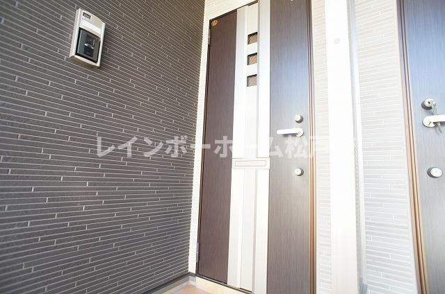【非対面対応】接客・申込・契約オンライン！LINE×相談可！の玄関