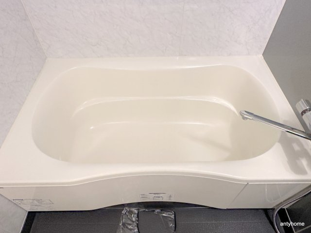 レジディア心斎橋ウエスト　仲介手数料無料の浴室
