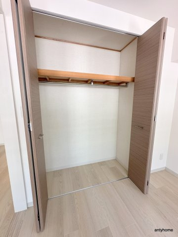 レジディア心斎橋ウエスト　仲介手数料無料の収納