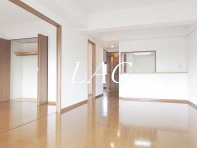 【居間・リビング】 | ガーデン有川 | 洋室のお部屋です。
