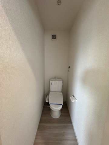 所沢市三ケ島新築戸建のトイレ