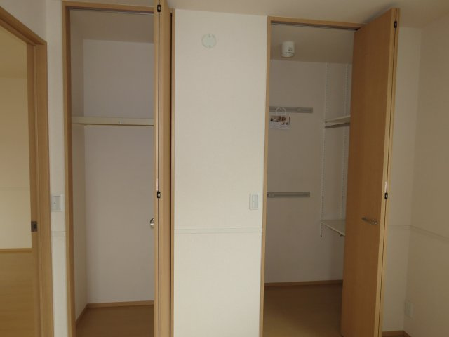 コージーヒルズBの収納