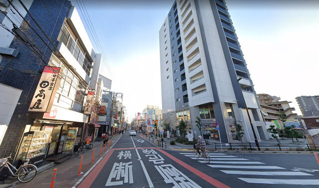 五反野駅前