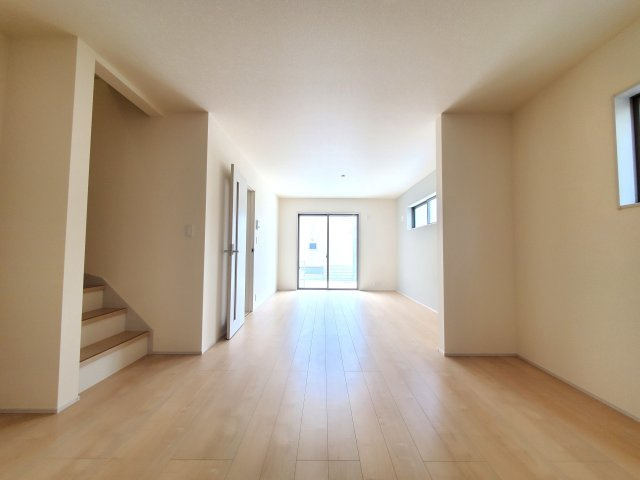 八潮市　八潮7丁目　新築戸建　全2棟の居間・リビング|施工例です