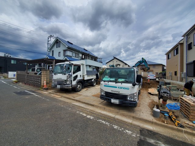 八潮市　八潮7丁目　新築戸建　全2棟の前面道路含む現地写真|前面道路含む現地写真です