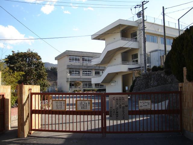 フォレスト　ヴィラの周辺|広島市立伴小学校まで480ｍ