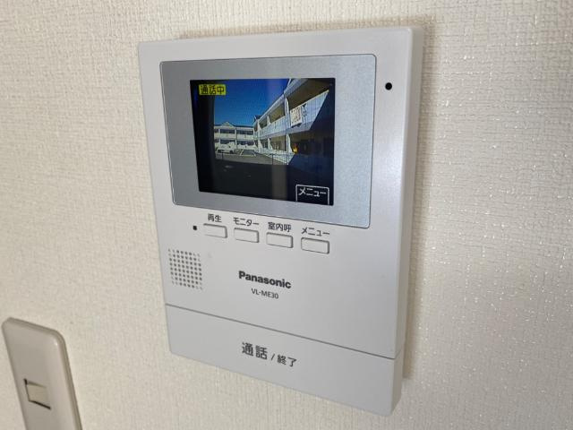 ロイヤルタムラバラ館の内装|カメラ付インターホン