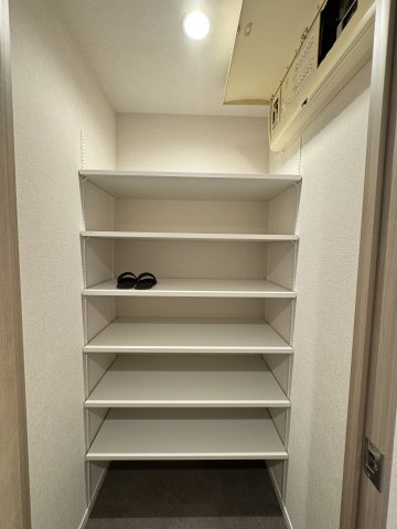 グランスイート文京本駒込　4Fの収納