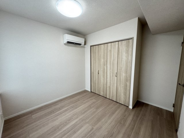 グランスイート文京本駒込　4Fの洋室