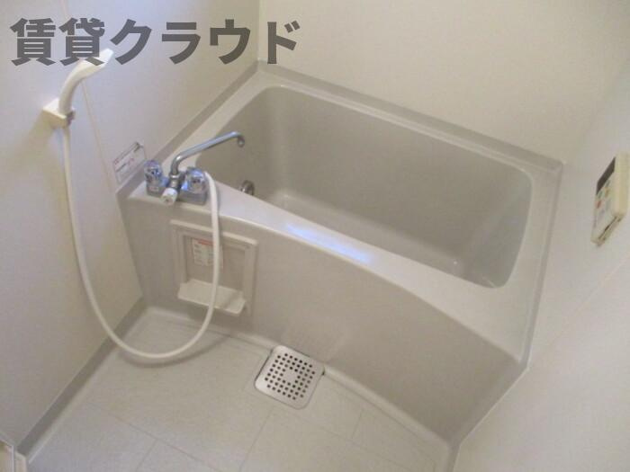 ヴェルドパーク　Ｂの浴室|日々の疲れを癒すお風呂付です