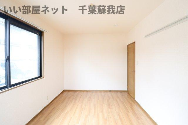 ヴェルドパーク　Ｂの居間・リビング|使い勝手のいい洋室です