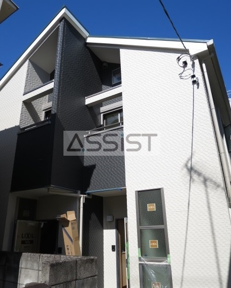 T.K.house