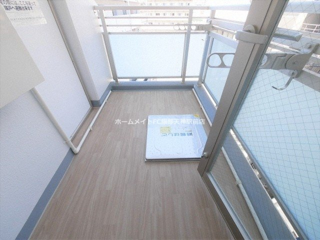 エグゼ難波南VIのバルコニー