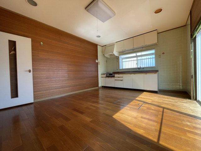 白子町古所戸建の居間・リビング