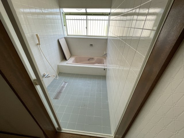 白子町古所戸建の浴室