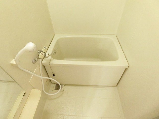 レインボーハイツの浴室