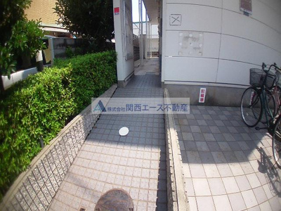 【エントランス】 | レオパレス赤井ウエスト