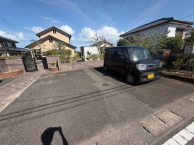 杵島郡白石町 4LDK中古一戸建ての駐車場