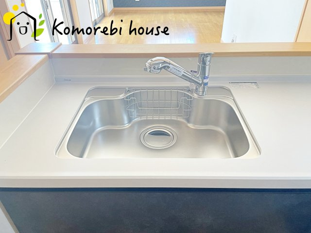 上尾市小泉９丁目　中古戸建のキッチン|キッチンでお料理をお楽しみください