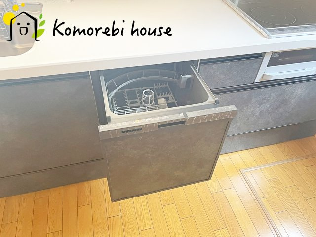 上尾市小泉９丁目　中古戸建のキッチン|キッチンでお料理をお楽しみください
