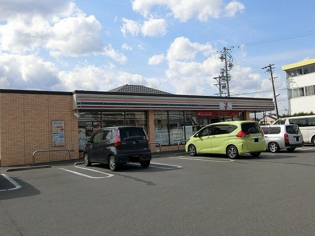 カーサブローテの周辺|セブンイレブン 大垣島里１丁目まで700m