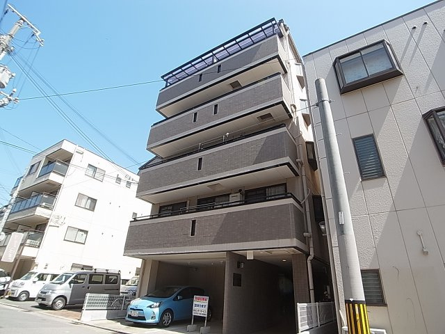 Regulus水木通の外観|ワンフロア2戸の綺麗なマンション